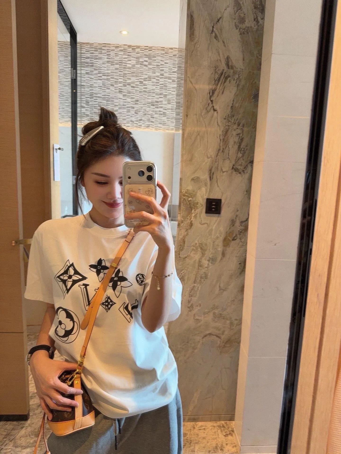 Louis Vuitton/